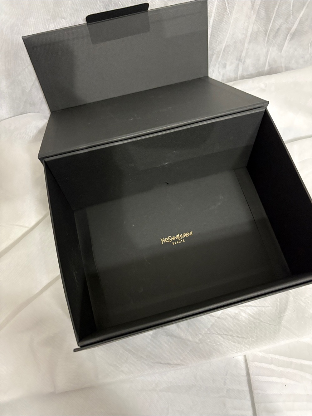 YSL Box - Picture 4 of 4